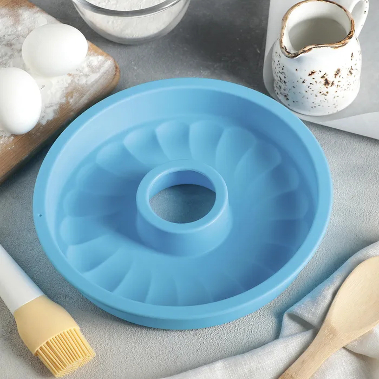 яяяФорма для выпечки "Немецкий кекс. Бублик" 23х23х3 см, цвета МИКС 651940