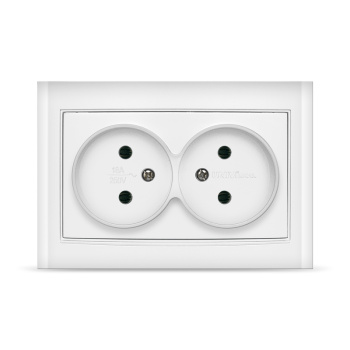 Розетка Бриллиант СП 2-мест. белая бз 16А IP20 UNIVersal 7947519