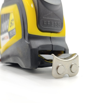 Рулетка  3м х16мм резино-пластик корпус стальн.лента автостоп магнит артYK003160M Novocraft*1/12/120