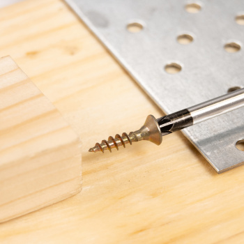 Шурупы жёлтые BROZEX пакет 4,5*20 (20шт) *10/100 Шурупы жёлтые BROZEX пакет 4,5*20 (20шт) *10/100